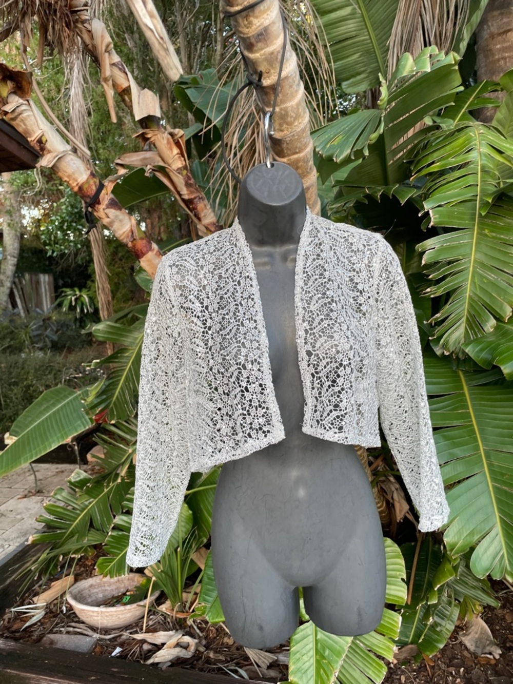 Marina Silverlace sequin crop Bowlero